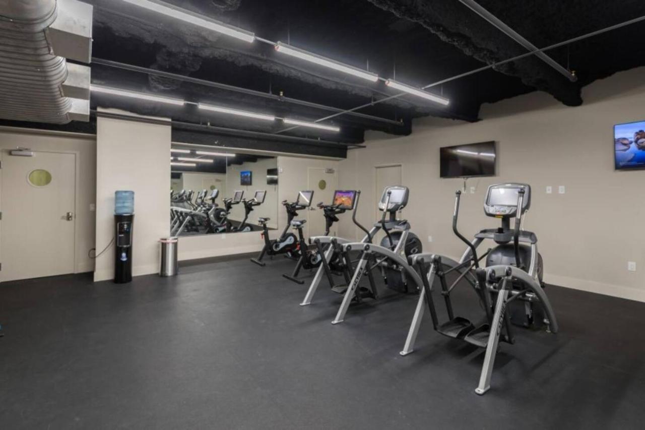 Nola Charm - Luxury 4-Bed Retreat Steps From French Quarter Apartamento Nova Orleães Exterior foto