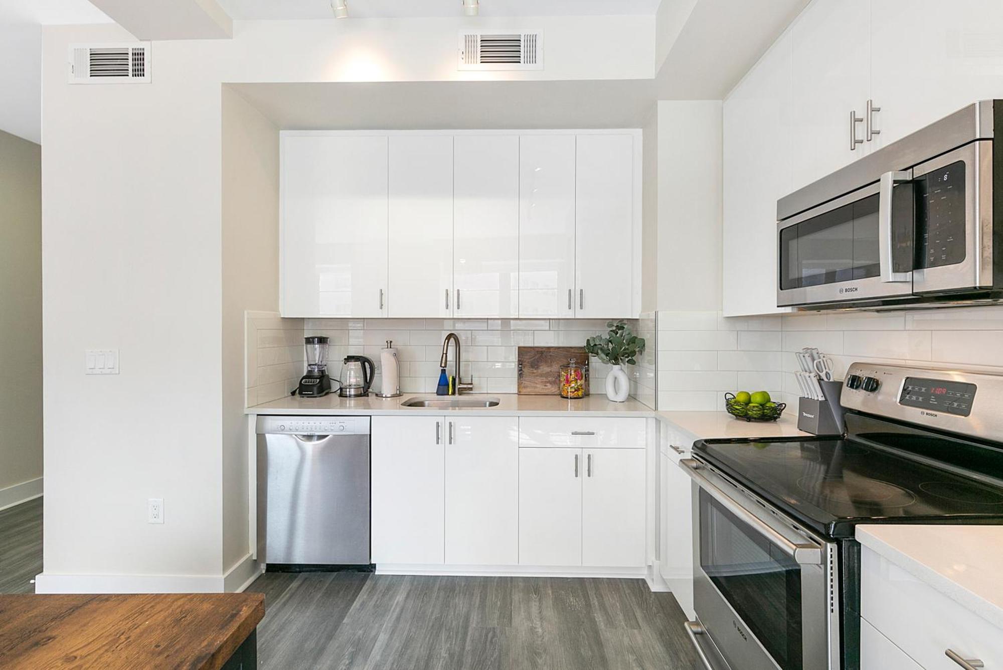 Nola Charm - Luxury 4-Bed Retreat Steps From French Quarter Apartamento Nova Orleães Exterior foto
