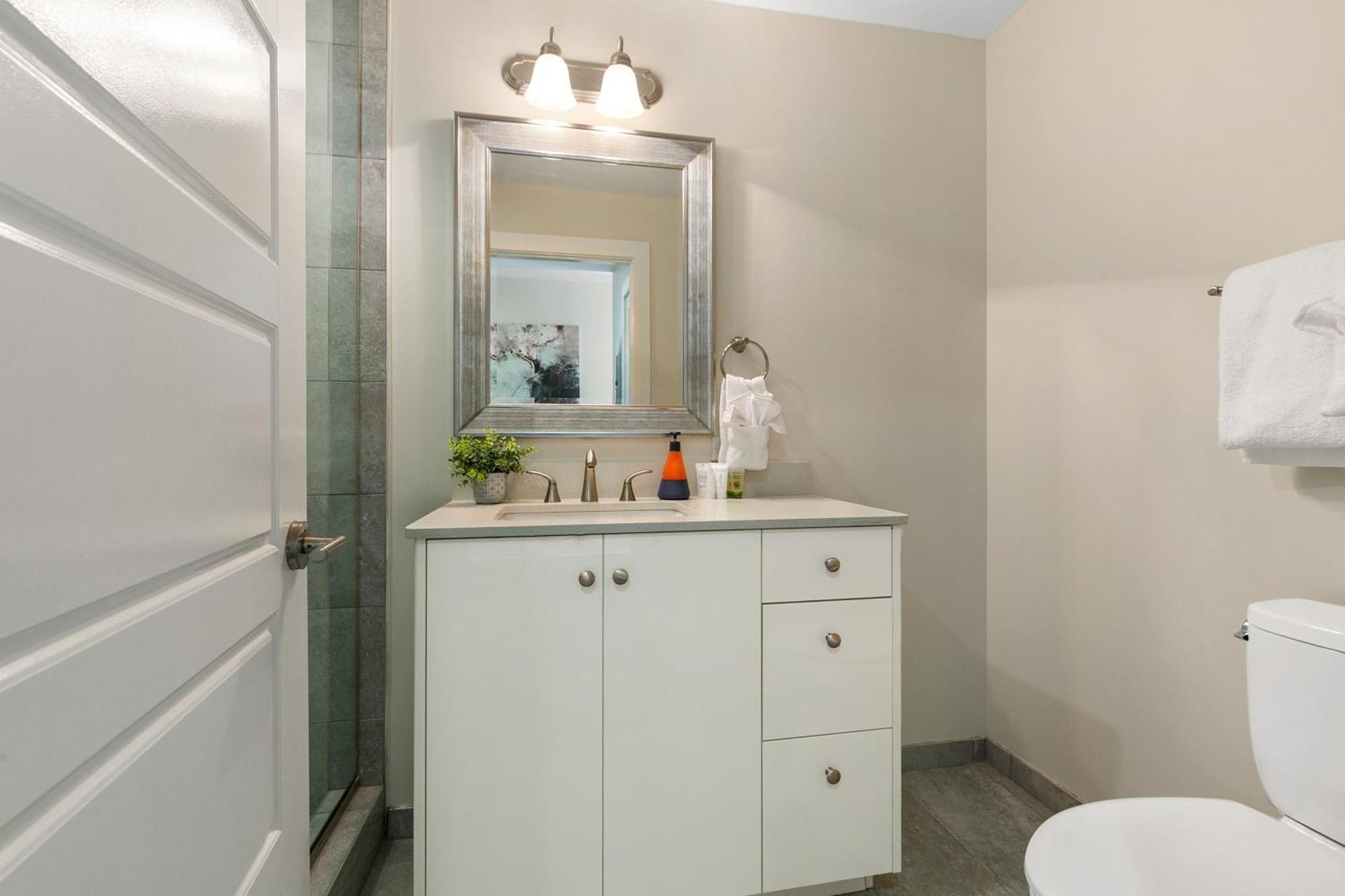 Nola Charm - Luxury 4-Bed Retreat Steps From French Quarter Apartamento Nova Orleães Exterior foto