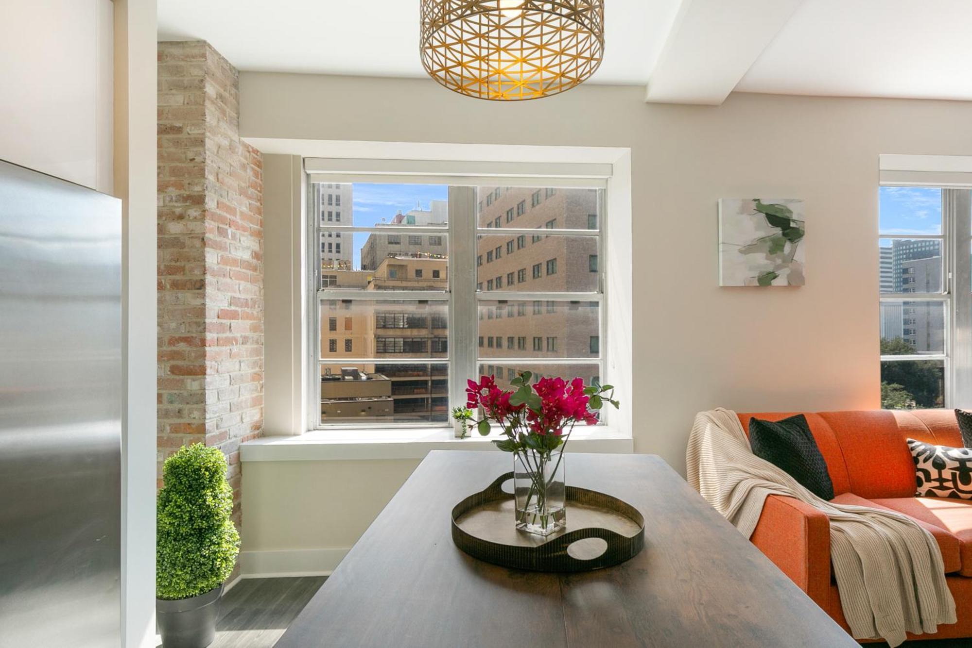 Nola Charm - Luxury 4-Bed Retreat Steps From French Quarter Apartamento Nova Orleães Exterior foto