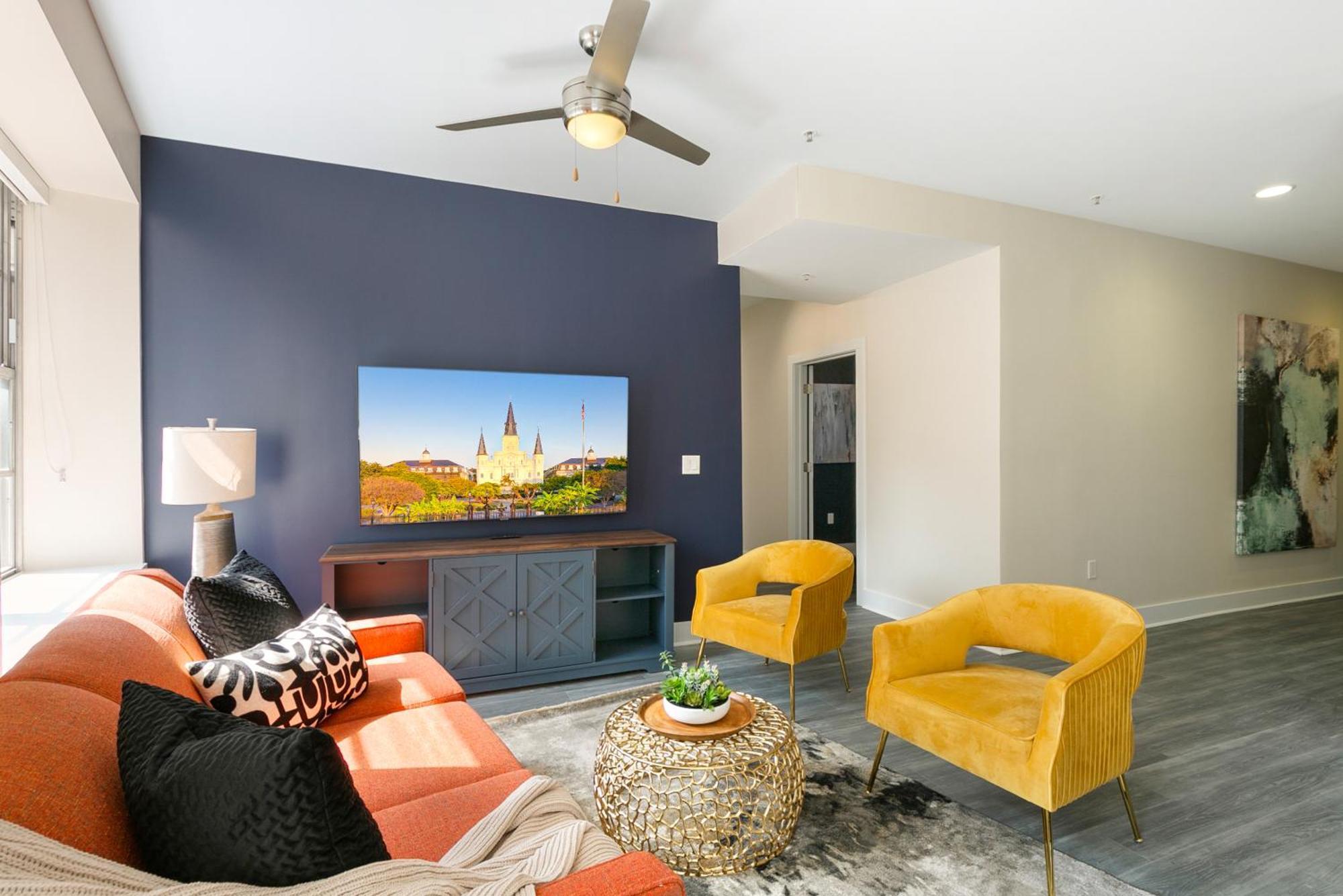Nola Charm - Luxury 4-Bed Retreat Steps From French Quarter Apartamento Nova Orleães Exterior foto
