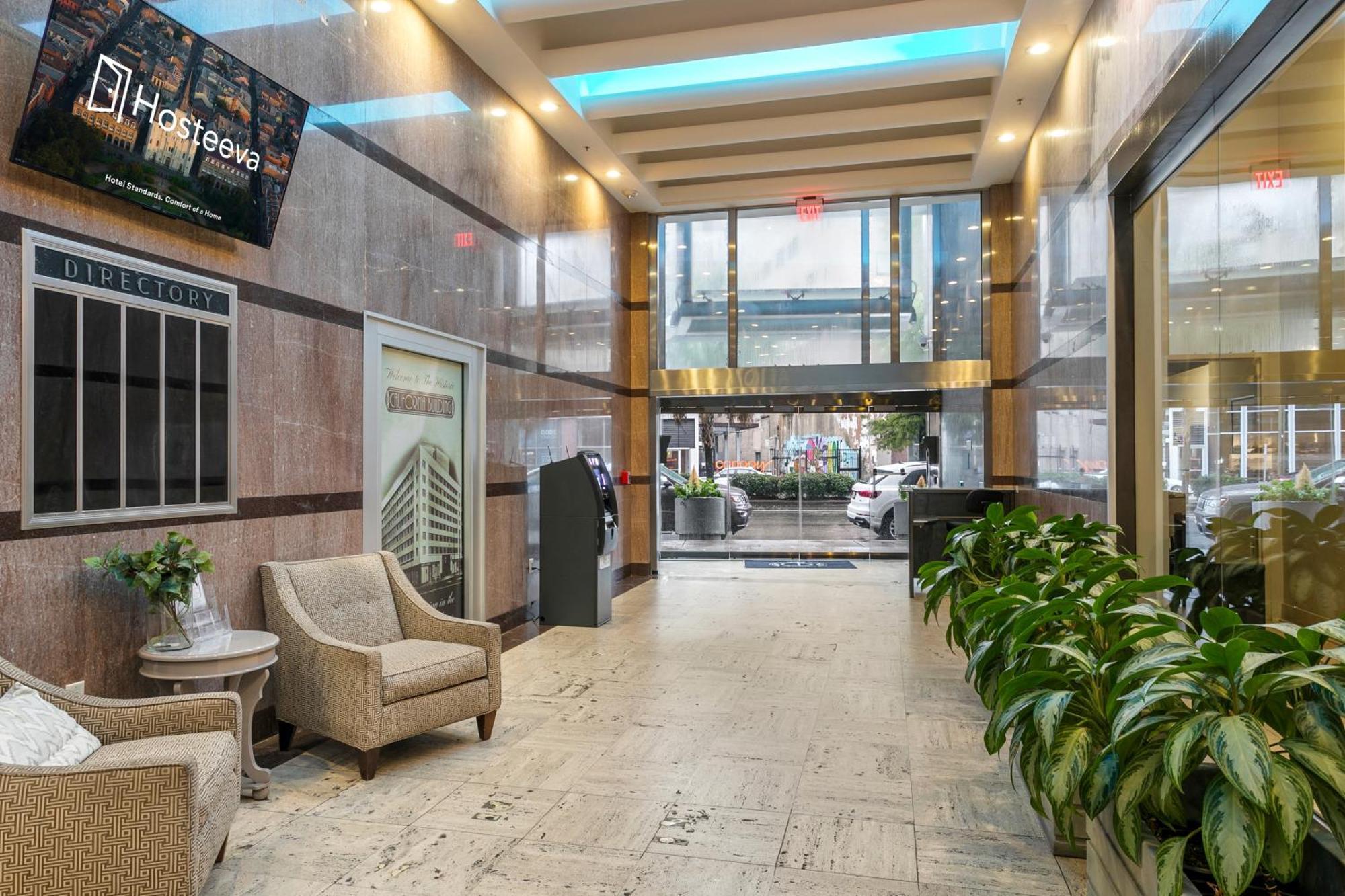 Nola Charm - Luxury 4-Bed Retreat Steps From French Quarter Apartamento Nova Orleães Exterior foto